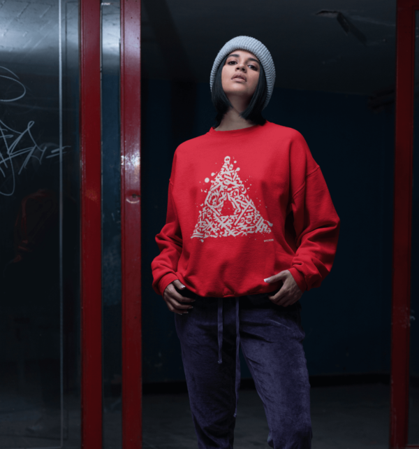 Calligraffiti Pyramid Sweatshirt woman model